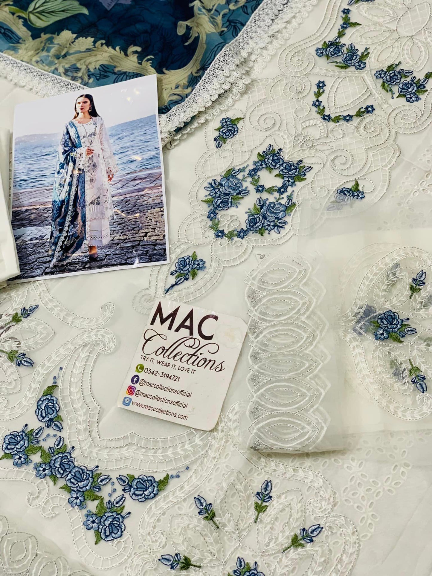 AL Embroidered White Luxury Lawn Dress