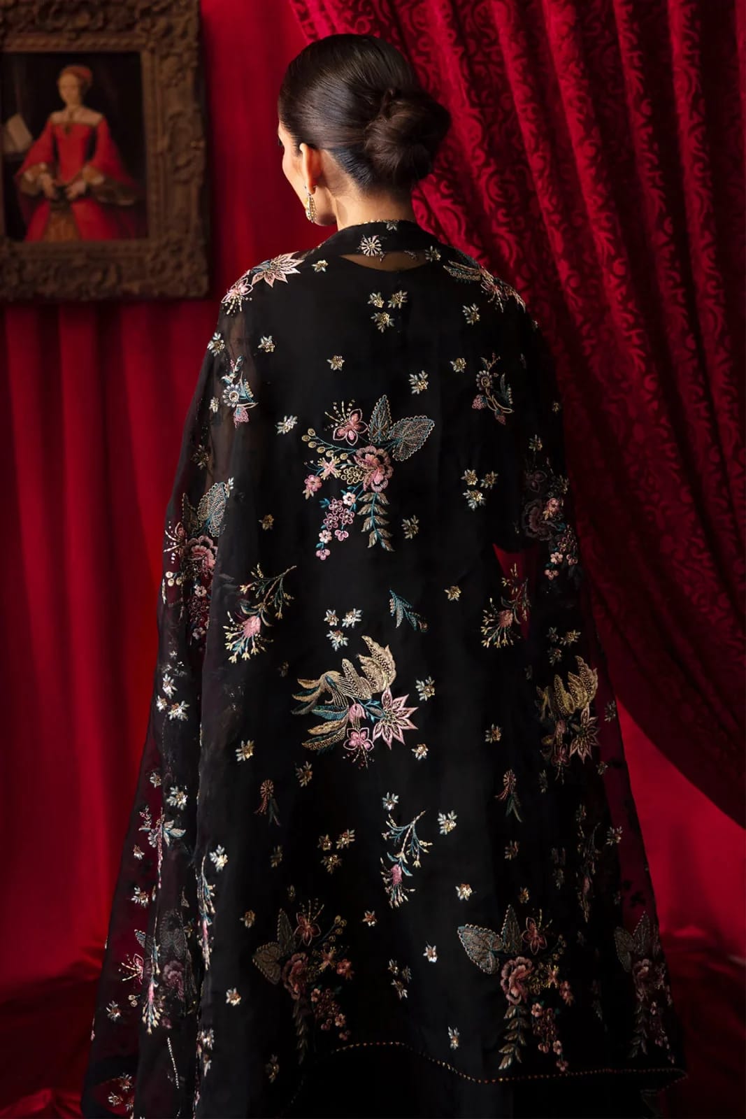 NUR Embroidered Black Luxury Organza Dress