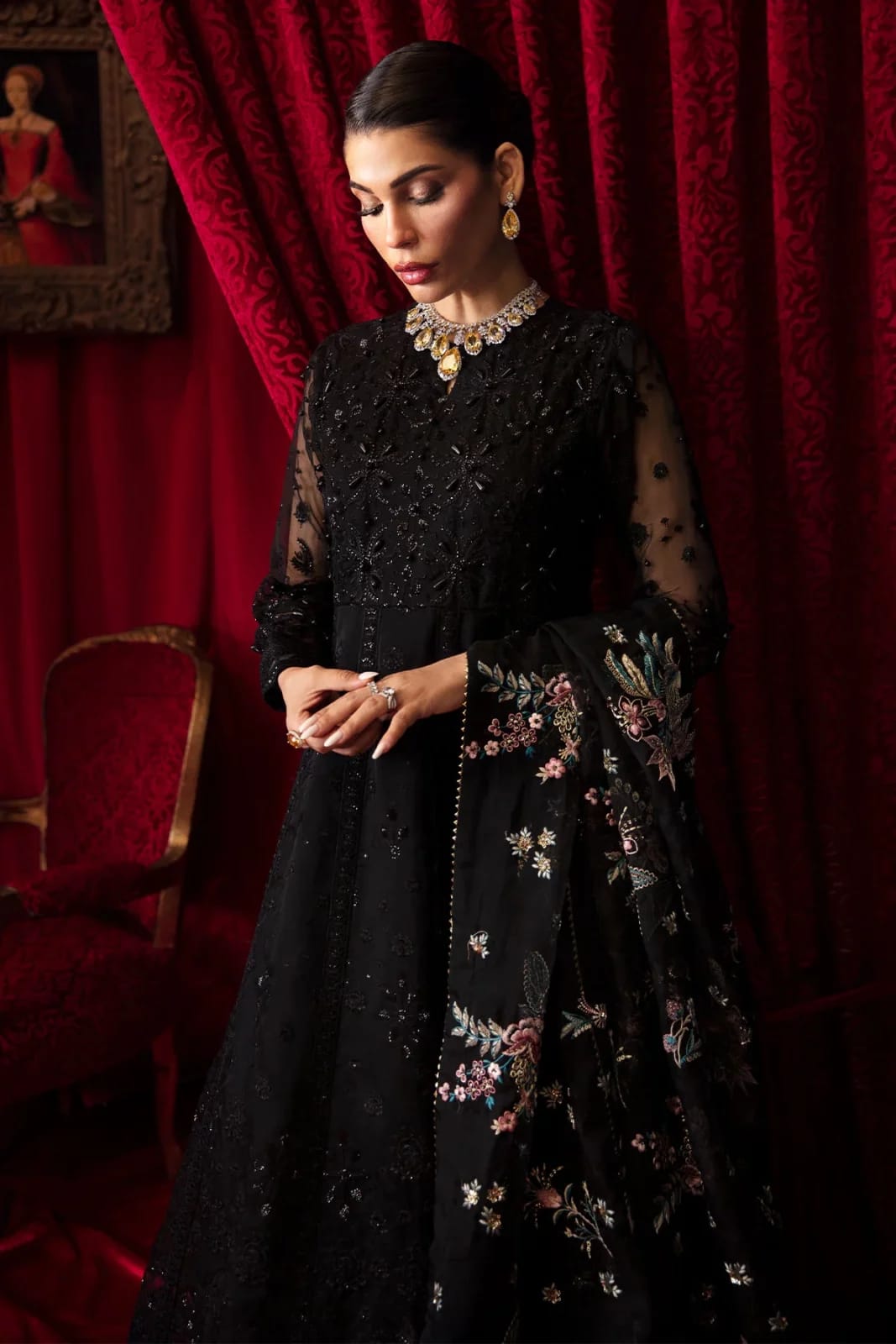 NUR Embroidered Black Luxury Organza Dress