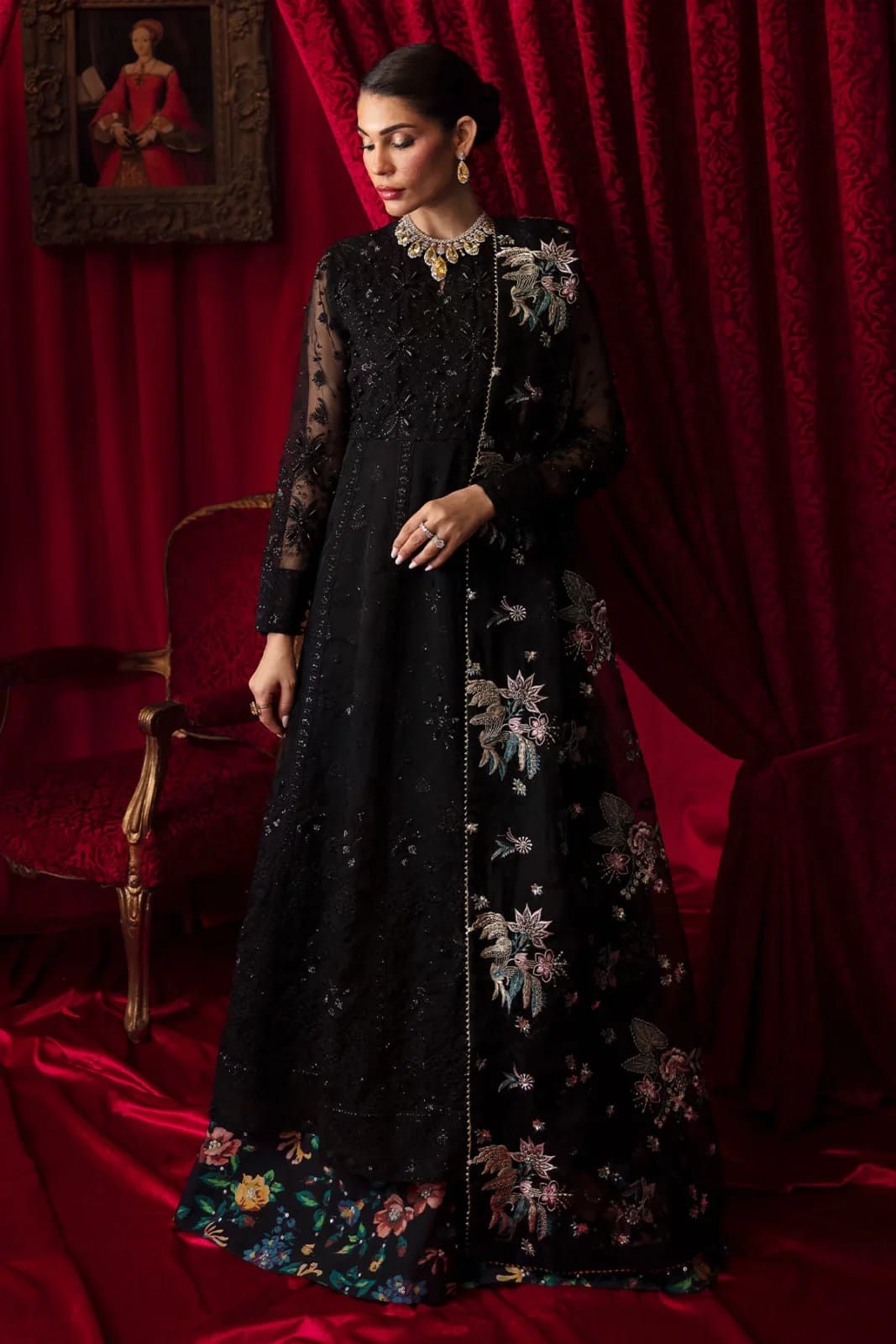 NUR Embroidered Black Luxury Organza Dress