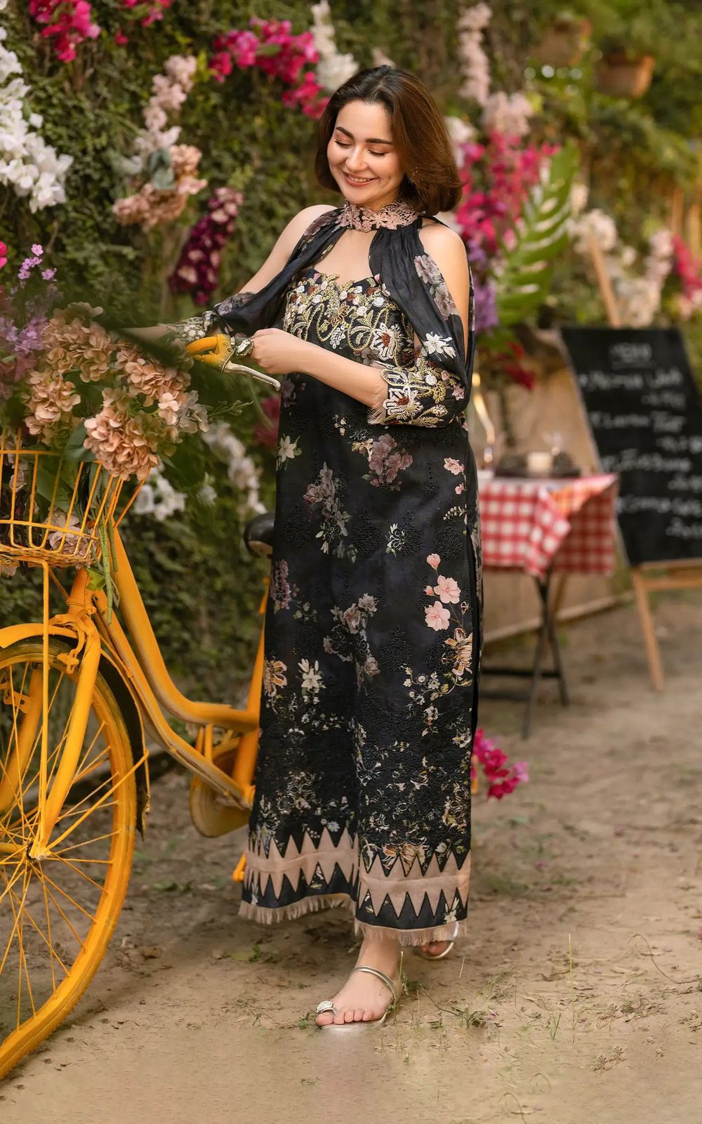 AN Embroidered Navy Blue Luxury Lawn Dress GKL-02