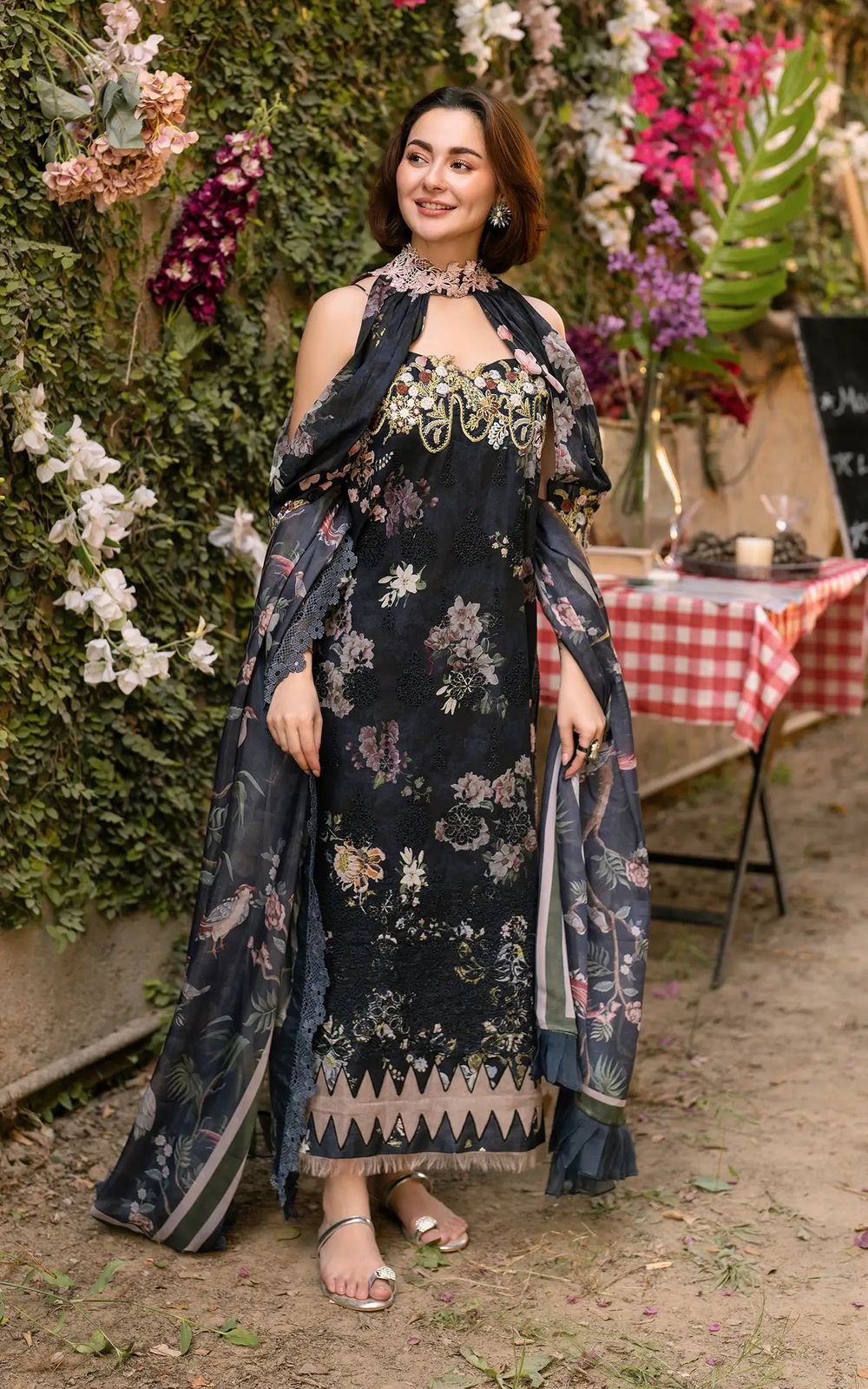 AN Embroidered Navy Blue Luxury Lawn Dress GKL-02
