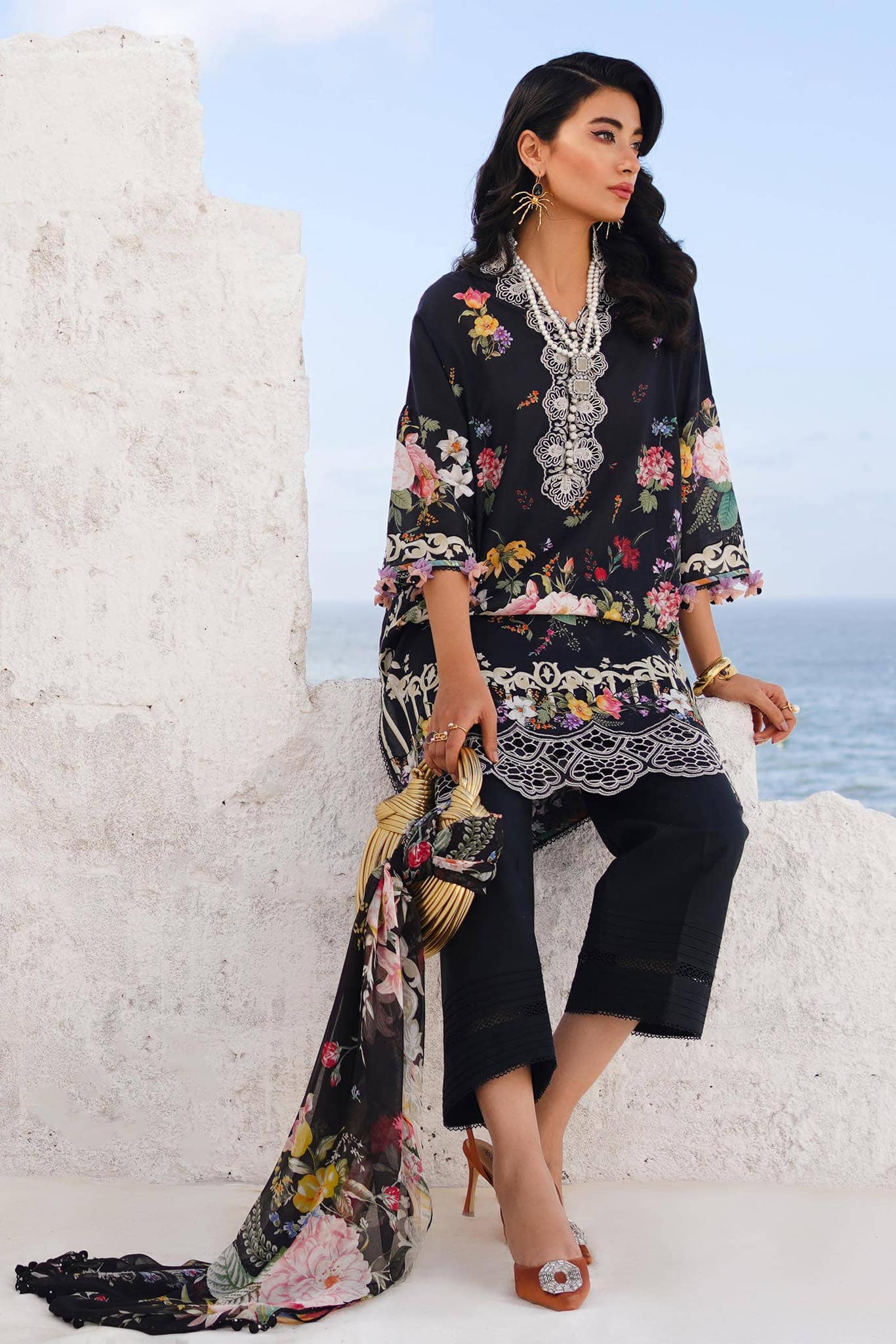 Sana Safinaz Black Luxury Lawn Dress