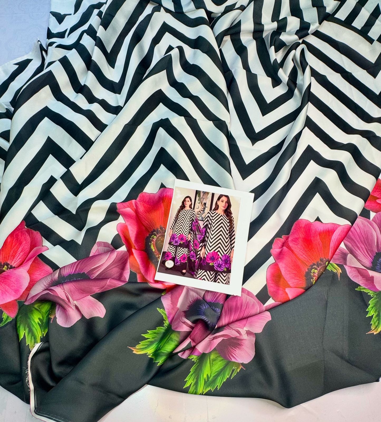 Floral Printed Black & white Shamoz Silk 3pcs Dress