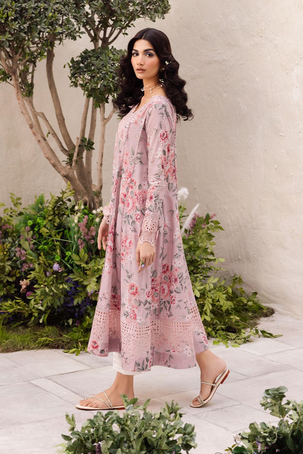 Iznik Pink Luxury Chikankari Lawn Dress