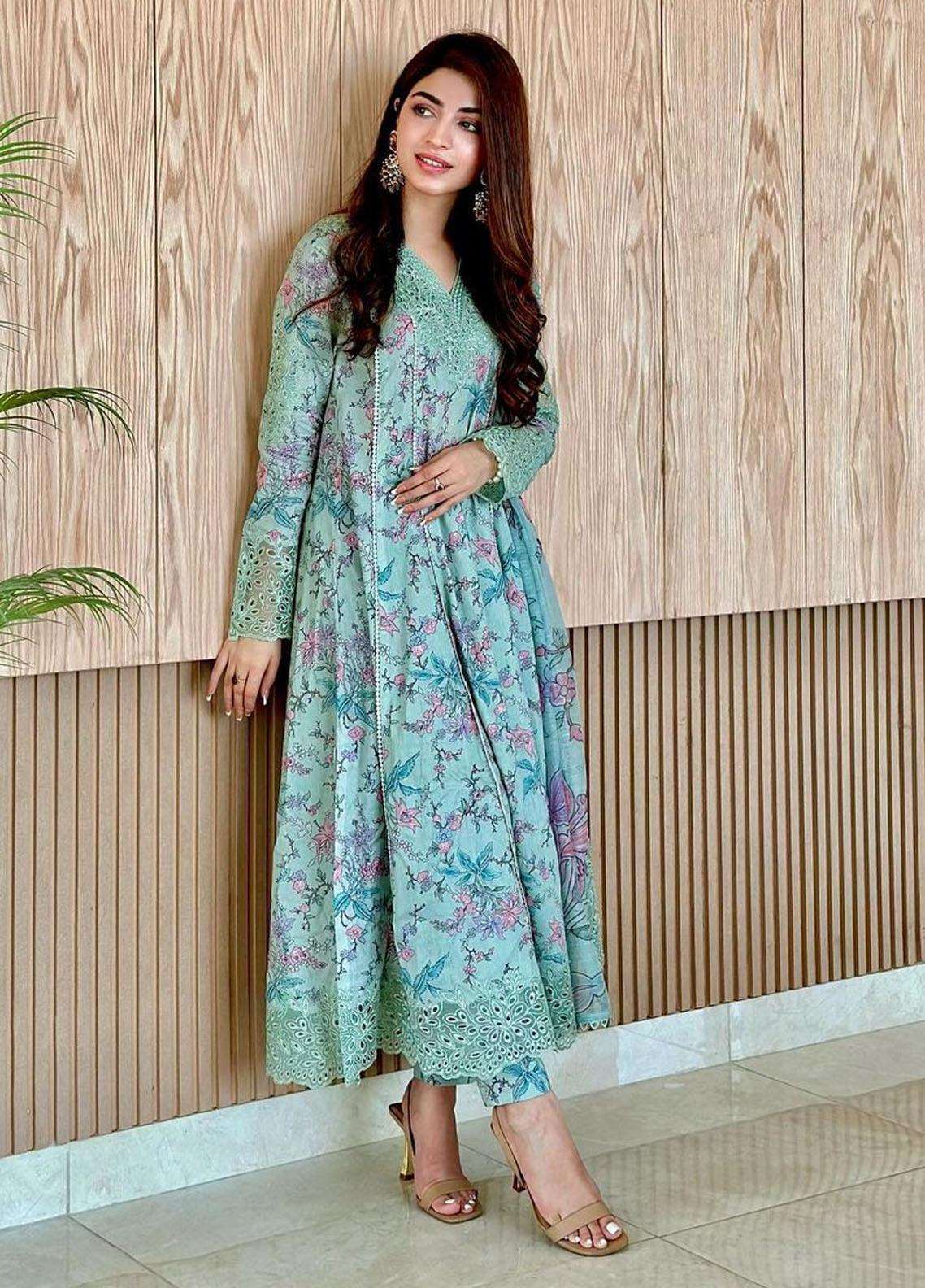 Iznik Pista Luxury Lawn Collection Replica